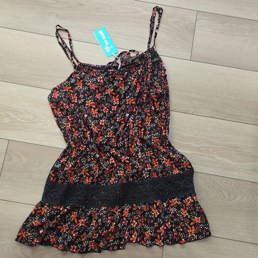 Tiare Hawaii Floral Lace-Trim Beach Cover-Up in Black and Red